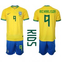 Fotballdrakt Barn Brasil Richarlison #9 Hjemmedraktsett VM 2022 Kortermet (+ Korte bukser)